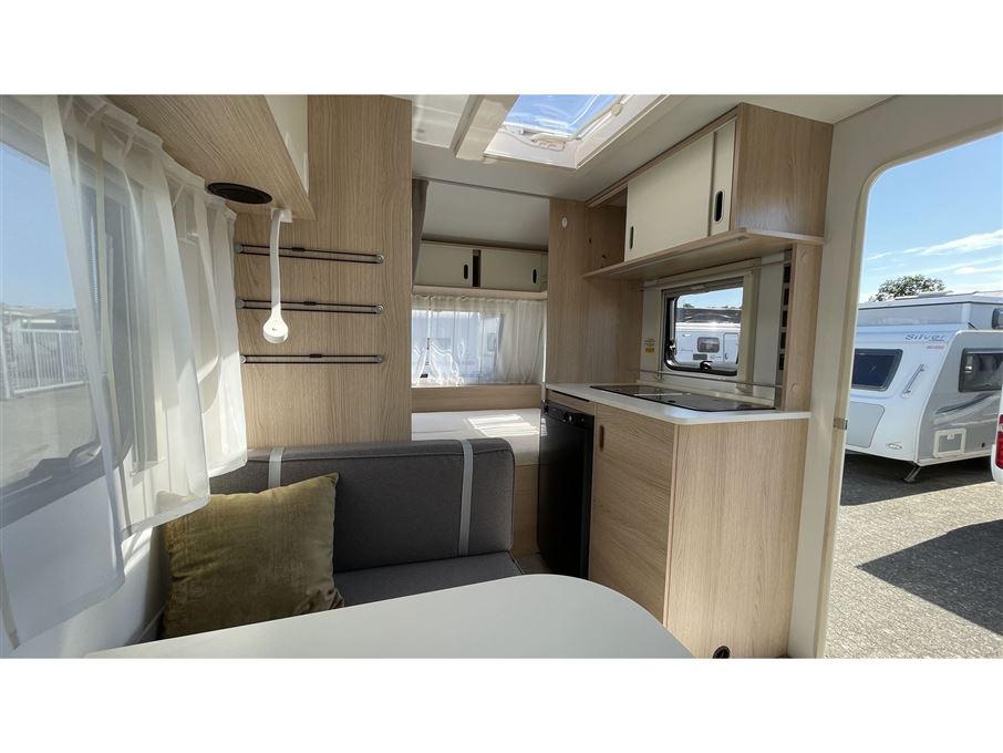 Adria Aviva 400 PS
